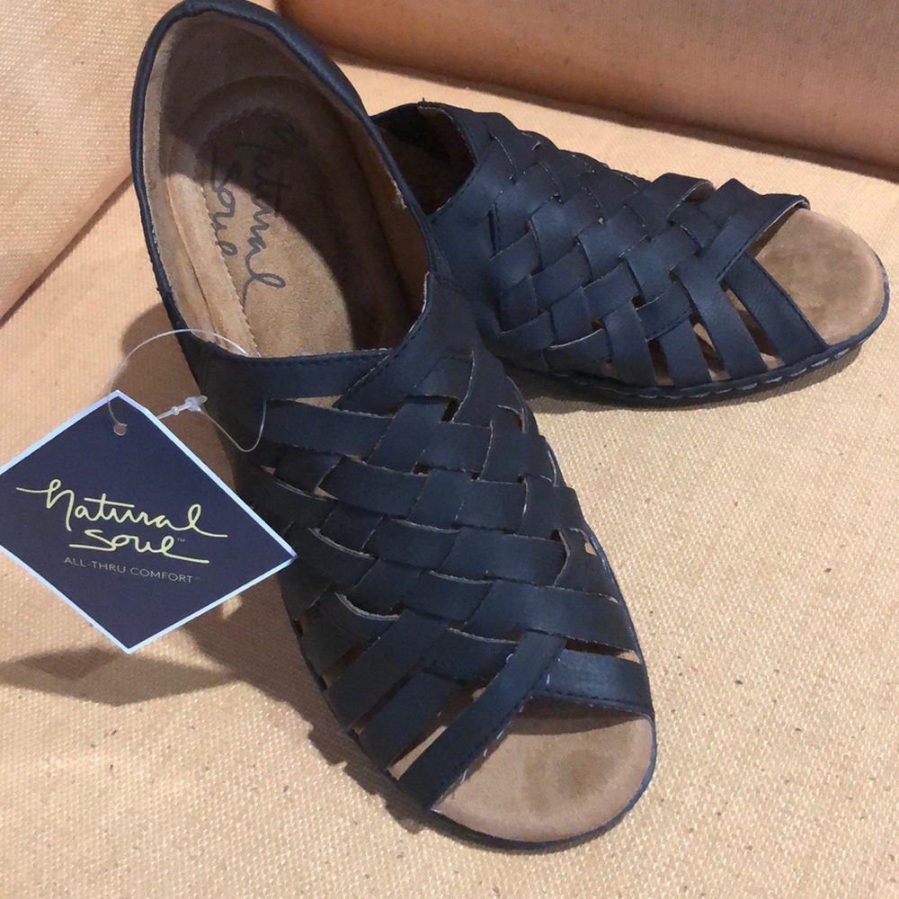 NWT NATURAL SOUL BLACK BAYE SANDALS 8M
